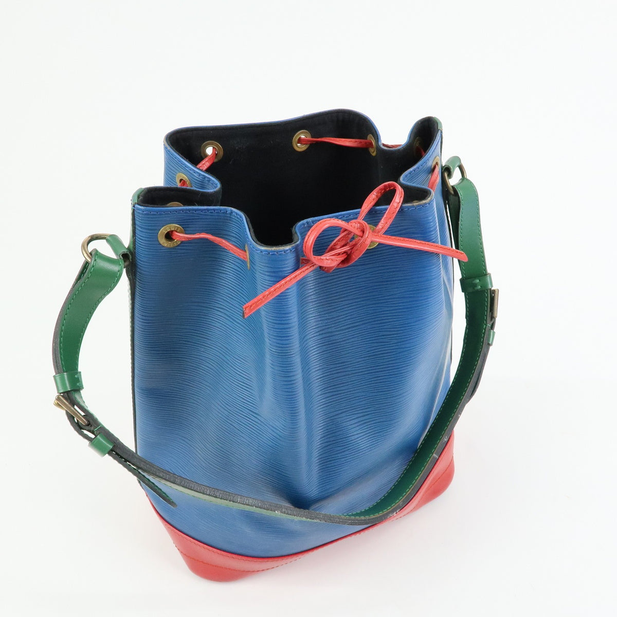 Louis Vuitton Tricolor Noe Epi Leather Blue Leather Handbag (Pre-Owned)