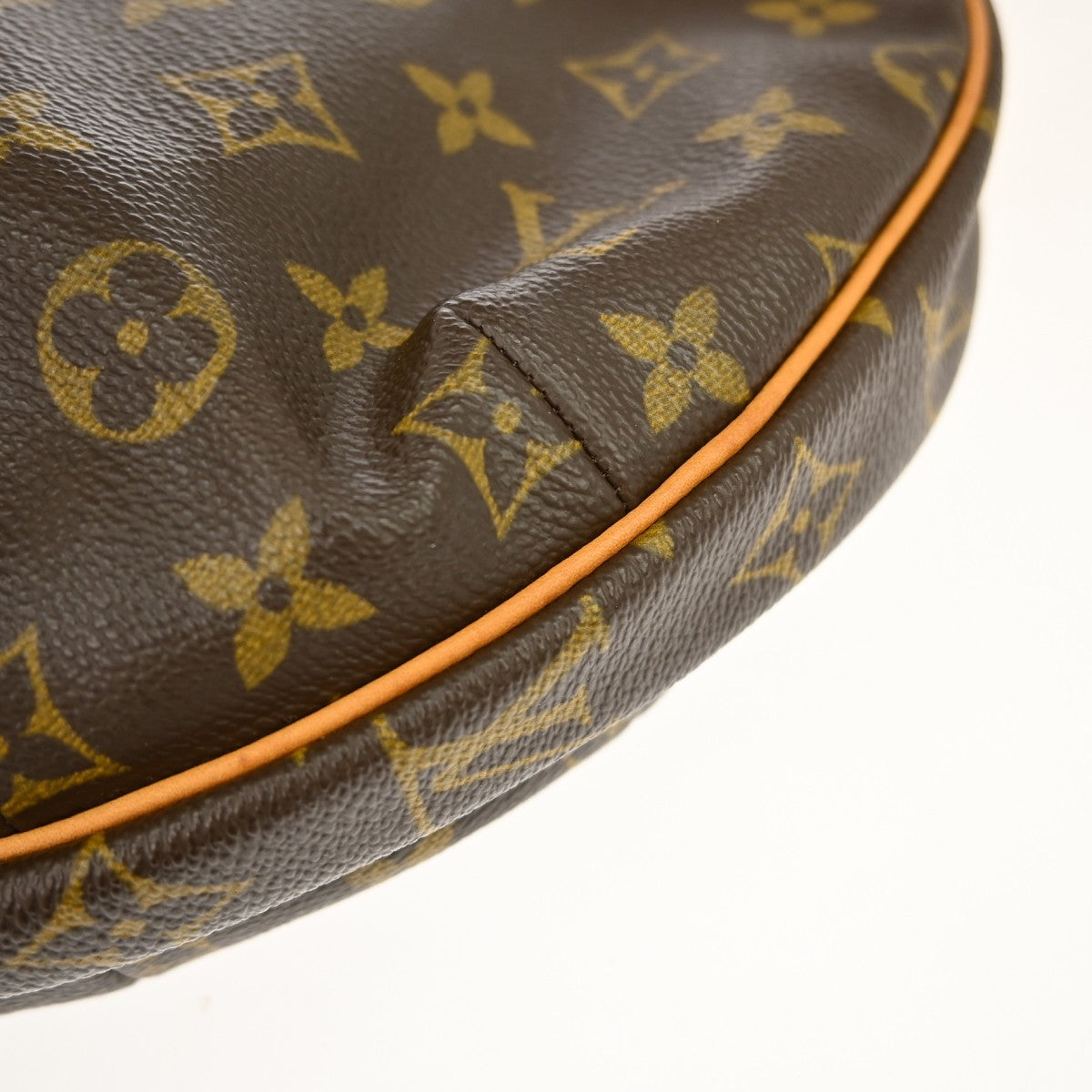 Louis Vuitton Croissant Monogram Brown Canvas Shoulder Bag Bag (Pre-Owned)