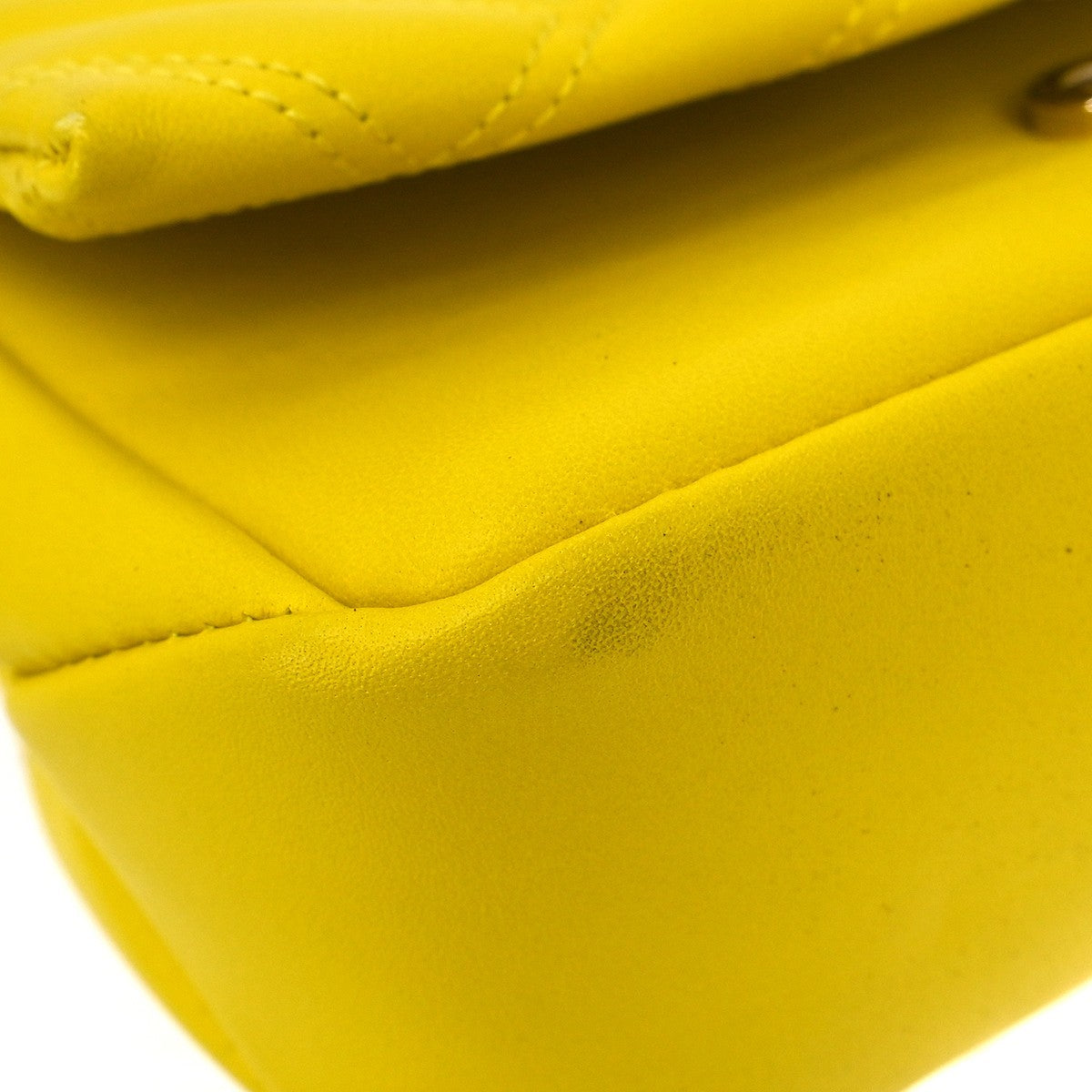 Bvlgari Serpenti Cabochon Diagonal Quilted Leather Yellow Leather Shoulder Bag Bag (Pre-Owned)