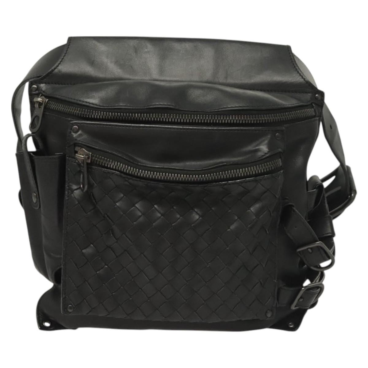 Bottega Veneta Utility Waist Leather With Intrecciato Black Leather Bag (Pre-Owned)