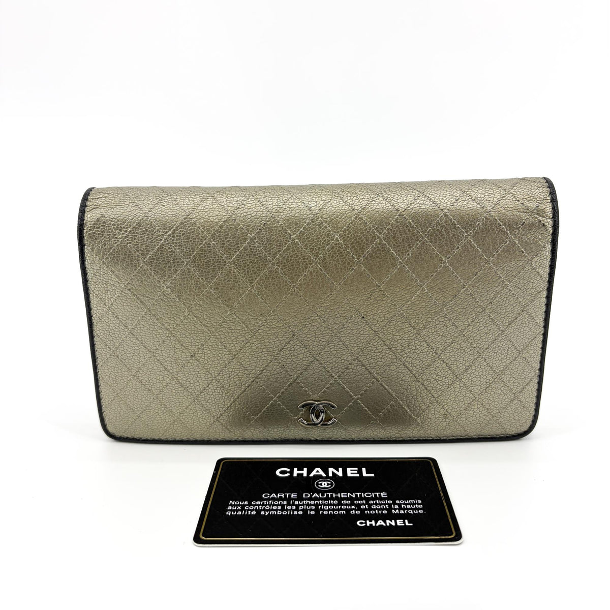 Chanel 19 Flap Quilted Lambskin Gold Calfskin Wallets Accessory (Pre-Owned)