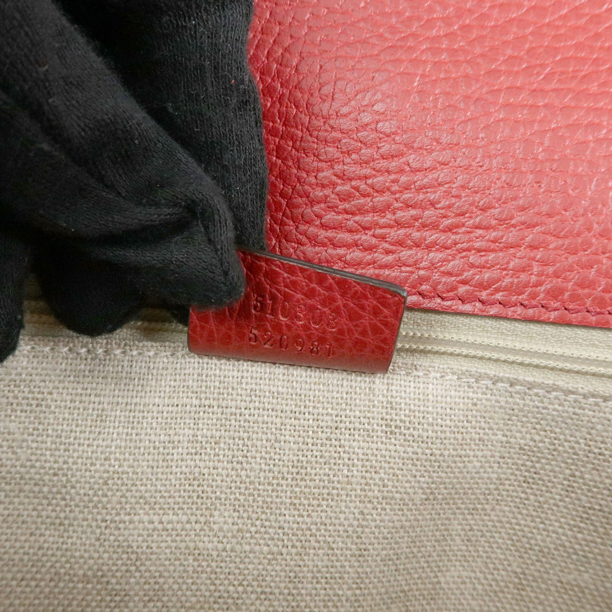 Gucci Interlocking Leather Red Leather Shoulder Bag Bag (Pre-Owned)