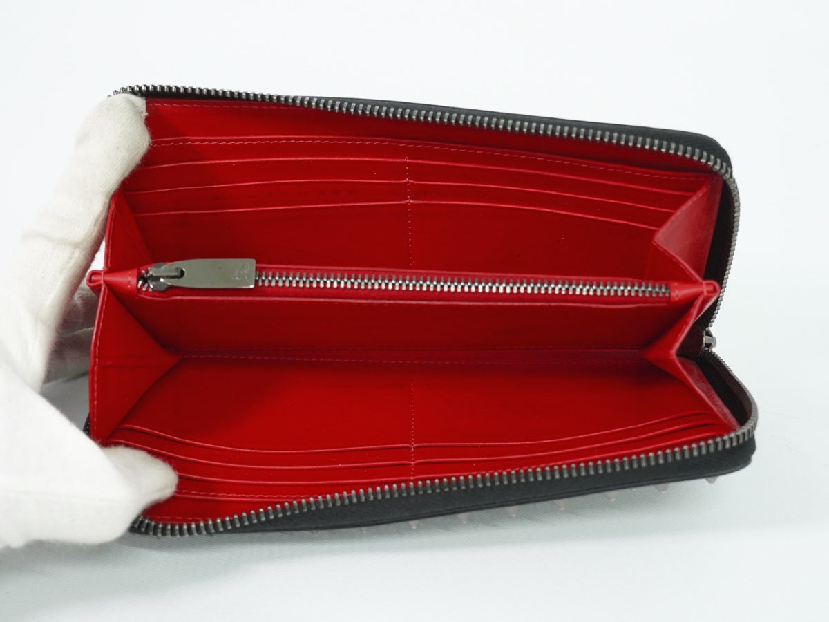 Christian Louboutin Panettone Spiked Leather Black Leather Wallets Accessory (Pre-Owned)