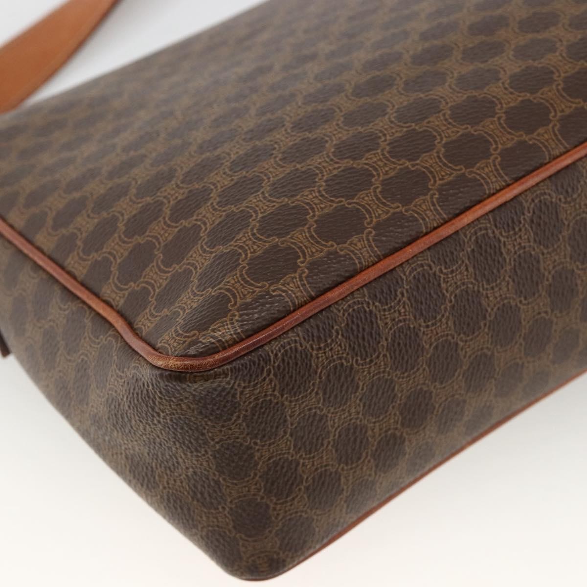 Celine Vintage Macadam Circle Logo Canvas And Leather Brown Canvas Shoulder Bag Bag (Pre-Owned)