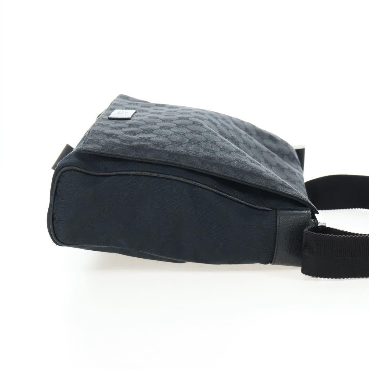 Gucci Shoulder Canvas Black Canvas Shoulder Bag Bag (Pre-Owned)