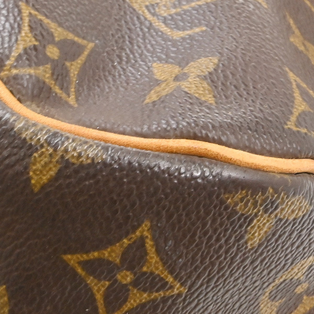 Louis Vuitton Saumur Monogram Canvas Brown Canvas Shoulder Bag Bag (Pre-Owned)