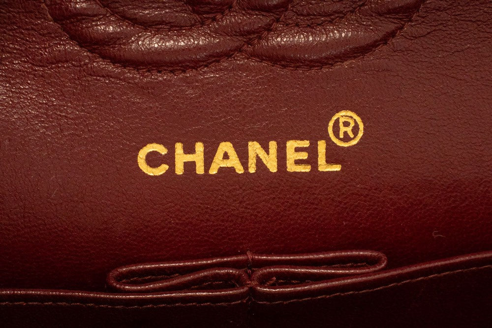 Chanel Classic Flap Lambskin Black Leather Crossbody Bag Bag (Pre-Owned)