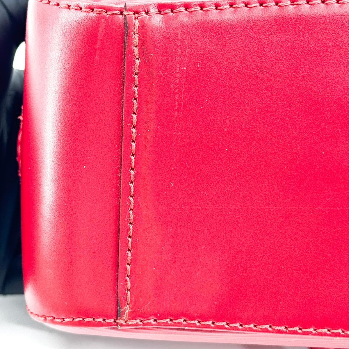 Louis Vuitton Jasmin Epi Leather Red Leather Handbag (Pre-Owned)