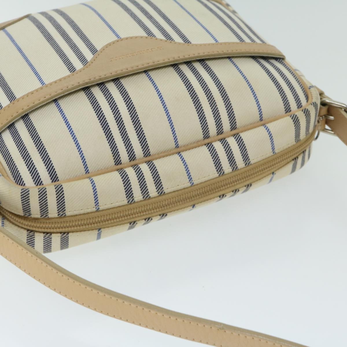 Burberry Nova Check Canvas Beige Canvas Shoulder Bag Bag (Pre-Owned)