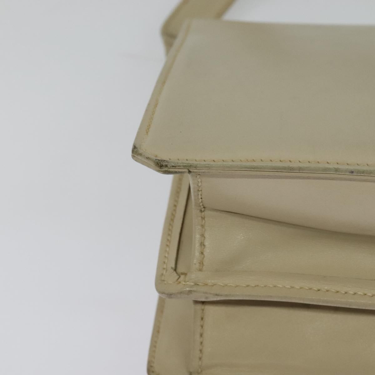 Gucci Vintage Flap Leather Beige Leather Shoulder Bag Bag (Pre-Owned)