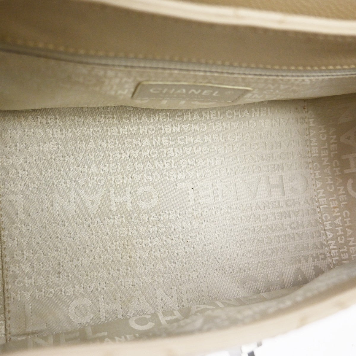 Chanel Mademoiselle Lock Quilted Caviar Beige Leather Shoulder Bag Bag (Pre-Owned)