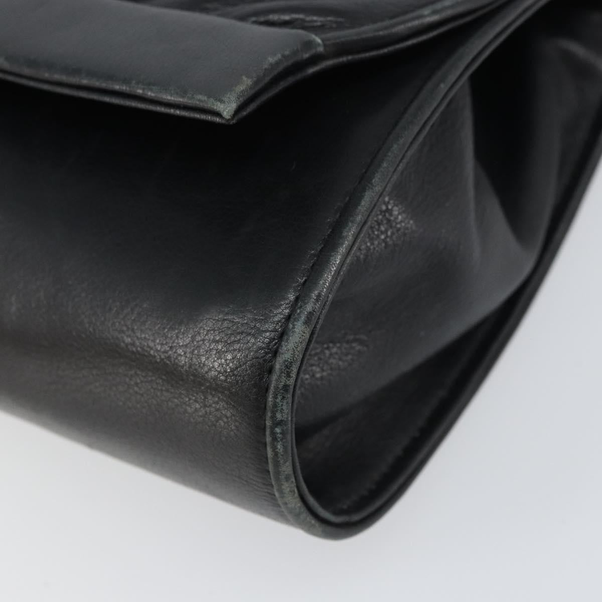 Gucci Vintage Leather Black Leather Shoulder Bag Bag (Pre-Owned)