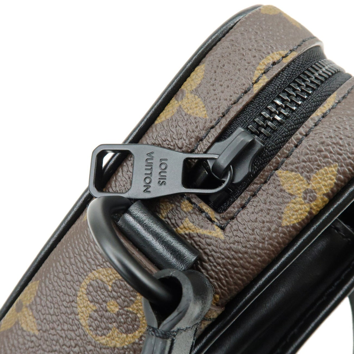 Louis Vuitton Christopher Wearable Macassar Monogram Canvas Brown Canvas Crossbody Bag Bag (Pre-Owned)