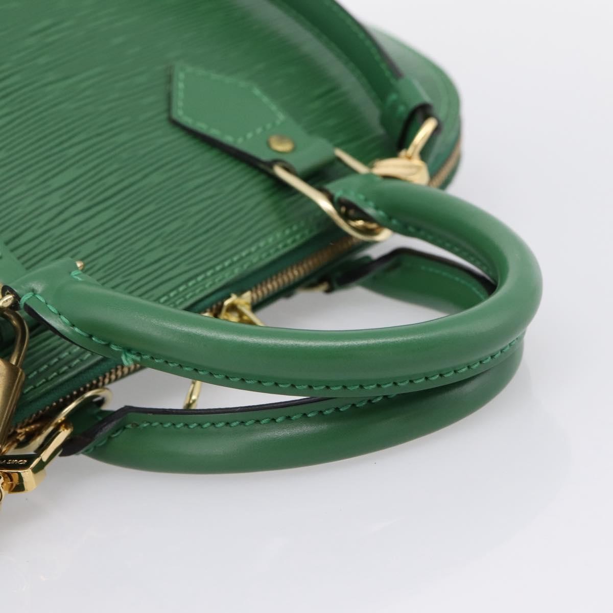 Louis Vuitton Alma Epi Leather Green Leather Handbag (Pre-Owned)