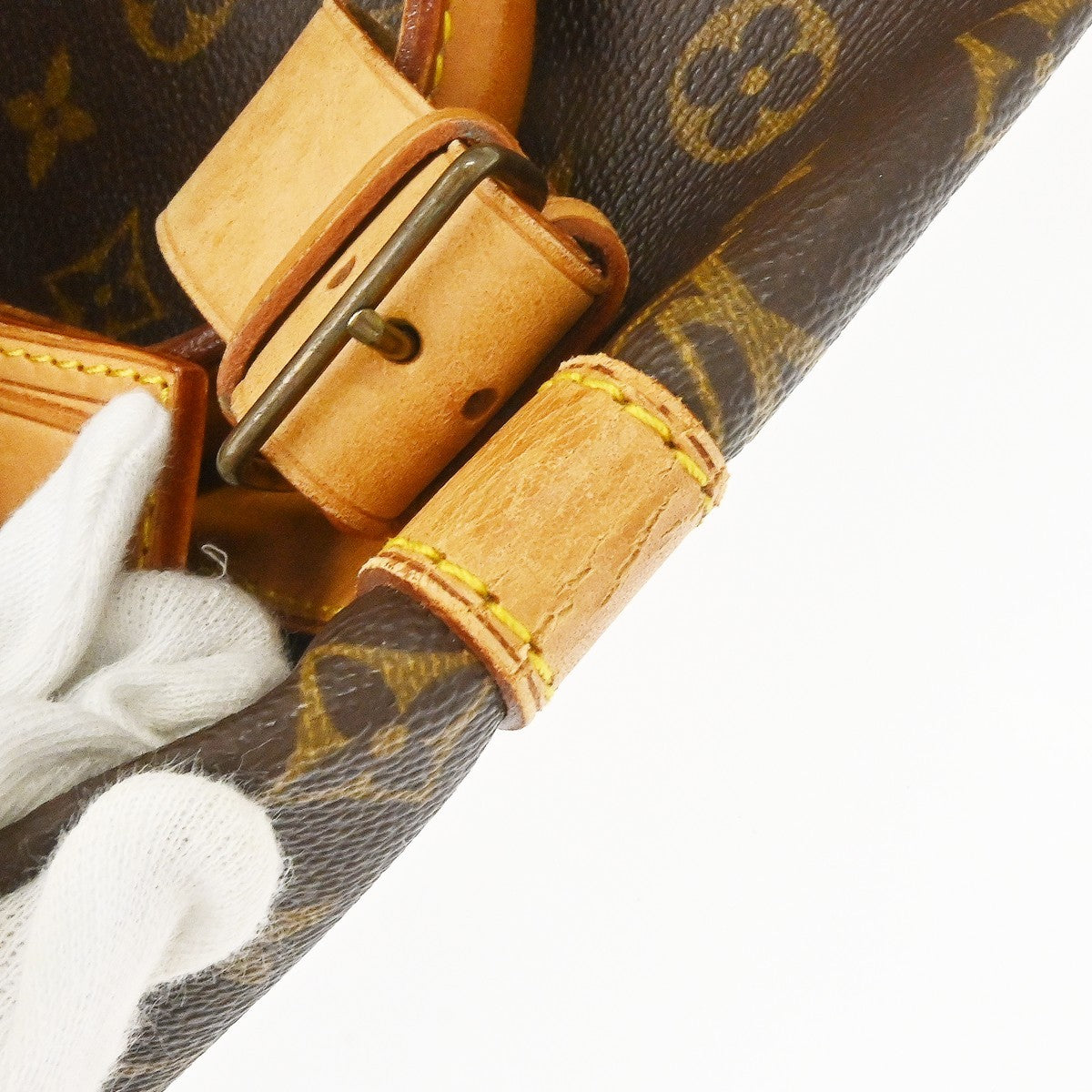 Louis Vuitton Keepall Monogram Canvas Brown Canvas Travel Bag Bag (Pre-Owned)