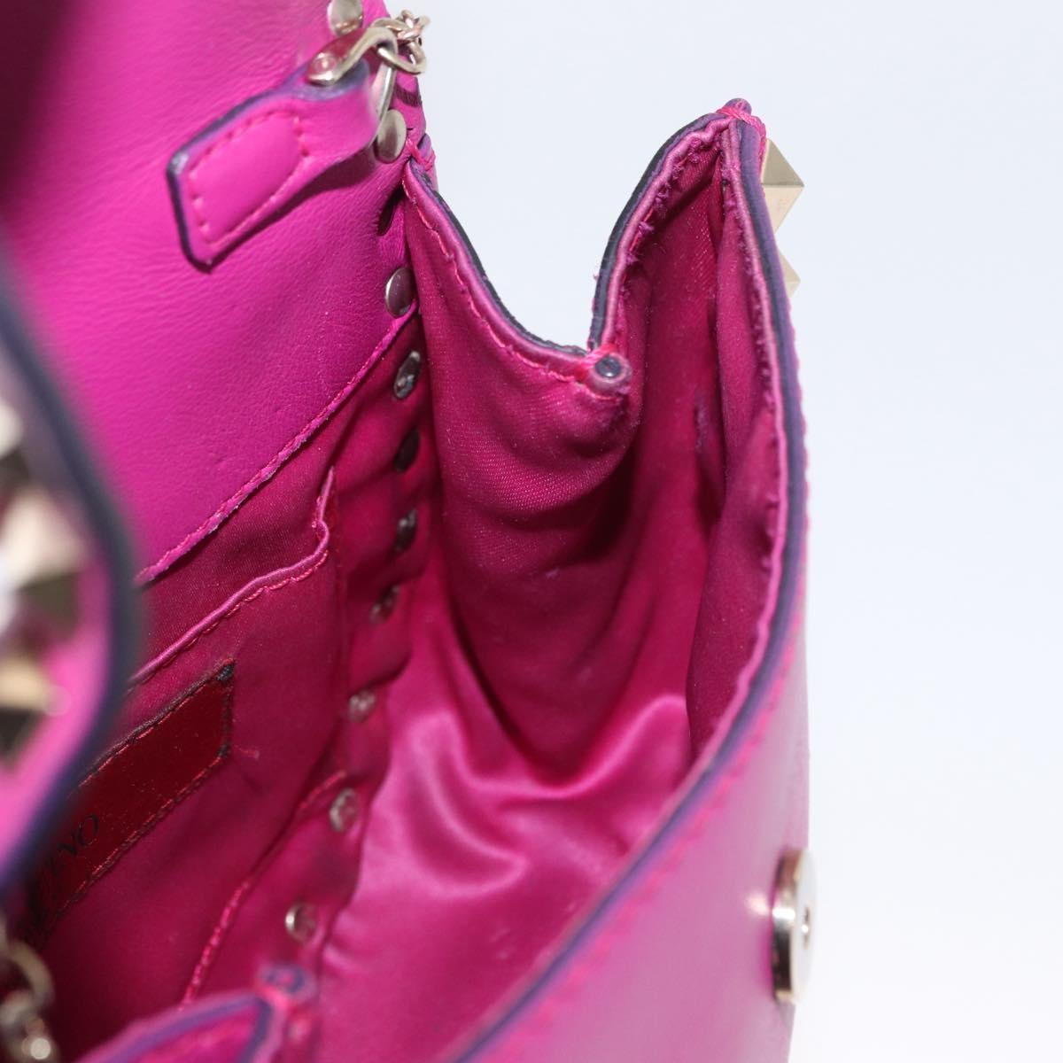 Valentino Garavani Rockstud Saddle Leather Pink Leather Clutche & Pouche Bag (Pre-Owned)