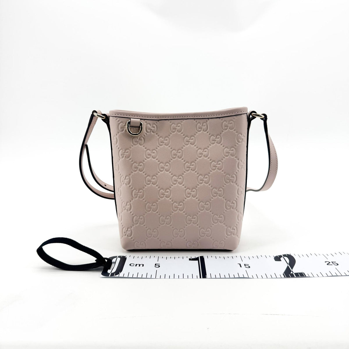 Gucci Gg Emblem Bucket Bag Leather Beige Calfskin Shoulder Bag Bag (Pre-Owned)