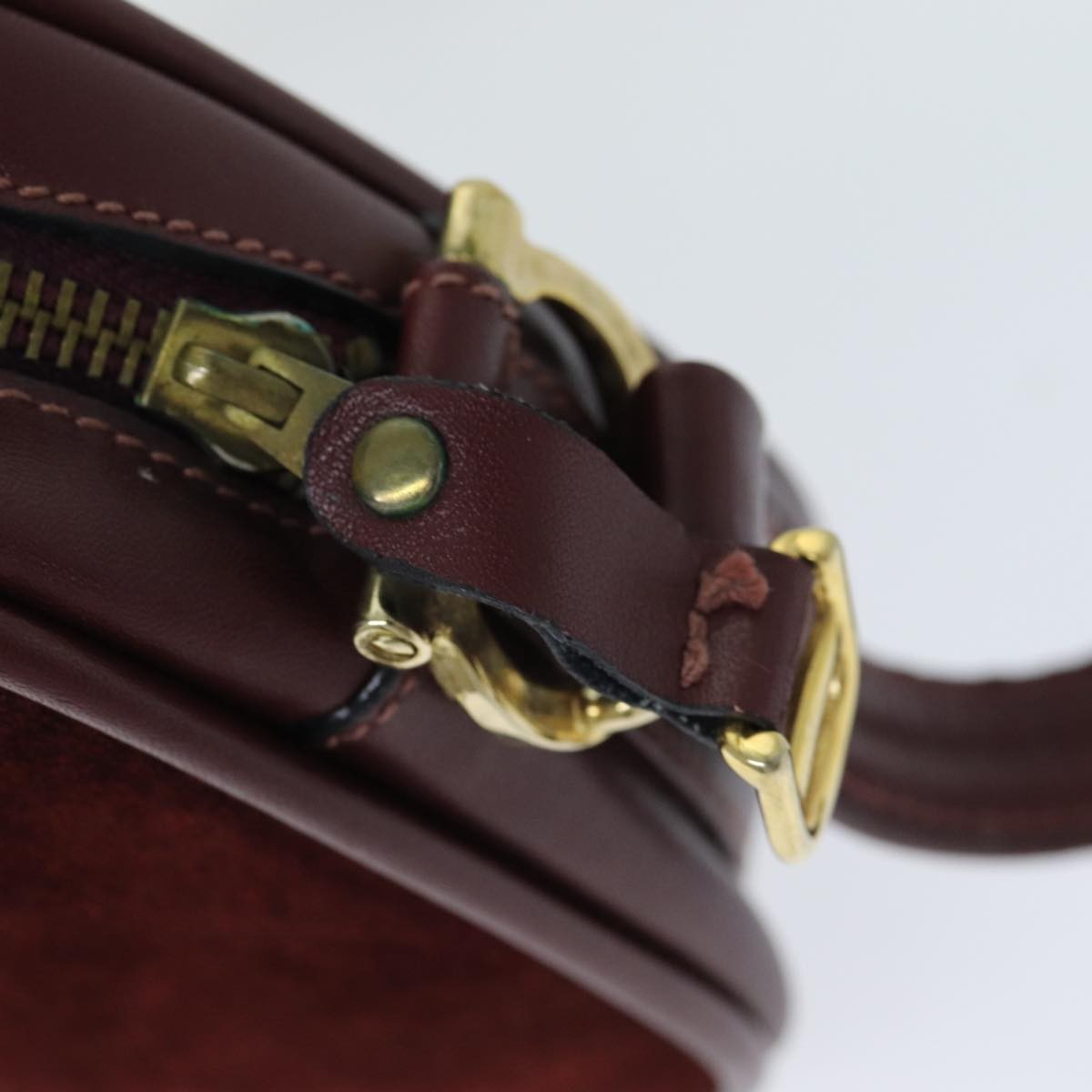 Cartier Vintage Must De Cartier Suede Burgundy Suede Shoulder Bag Bag (Pre-Owned)
