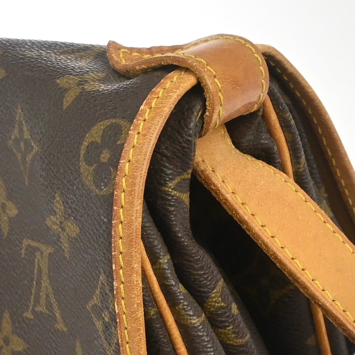 Louis Vuitton Saumur Monogram Brown Canvas Shoulder Bag Bag (Pre-Owned)