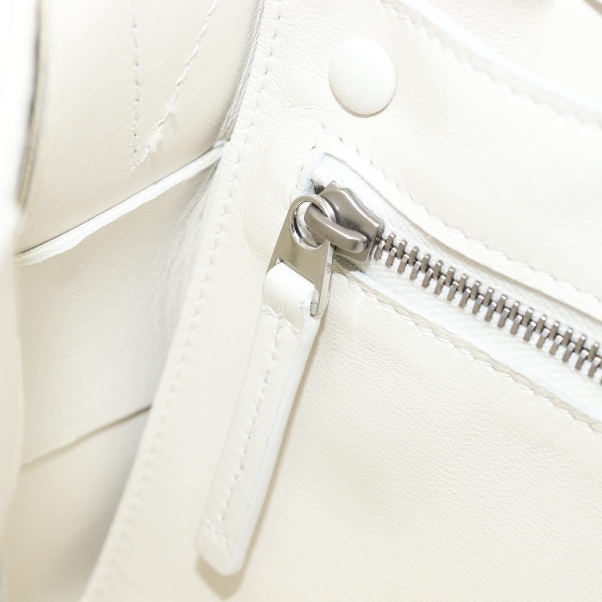 Bottega Veneta Cassette Maxi Intrecciato Leather White Leather Crossbody Bag Bag (Pre-Owned)