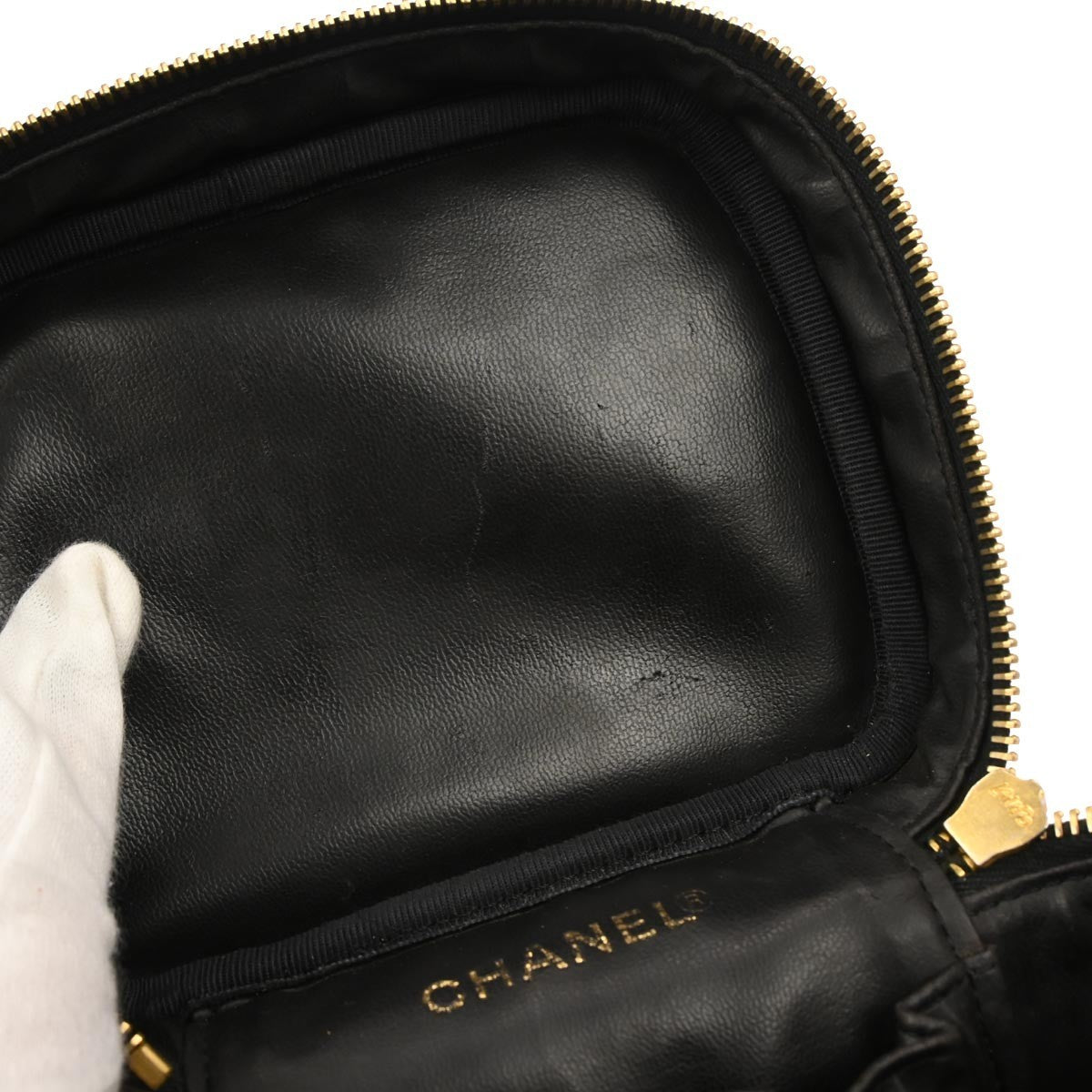 Chanel Vintage Timeless Cosmetic Case Caviar Black Leather Handbag (Pre-Owned)