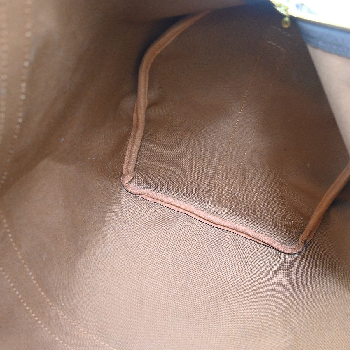 Louis Vuitton Keepall Monogram Brown Canvas Travel Bag Bag (Pre-Owned)