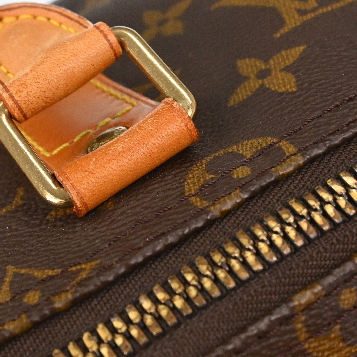 Louis Vuitton Keepall Monogram Canvas Brown Canvas Travel Bag Bag (Pre-Owned)