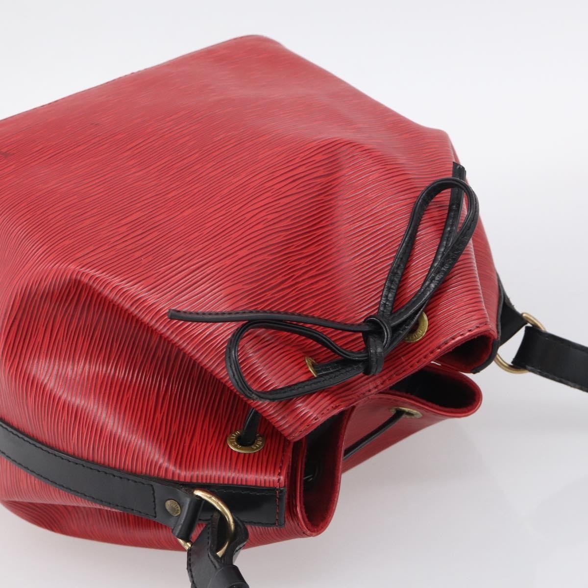 Louis Vuitton Bicolor Petit Noe Epi Leather Red Leather Handbag (Pre-Owned)