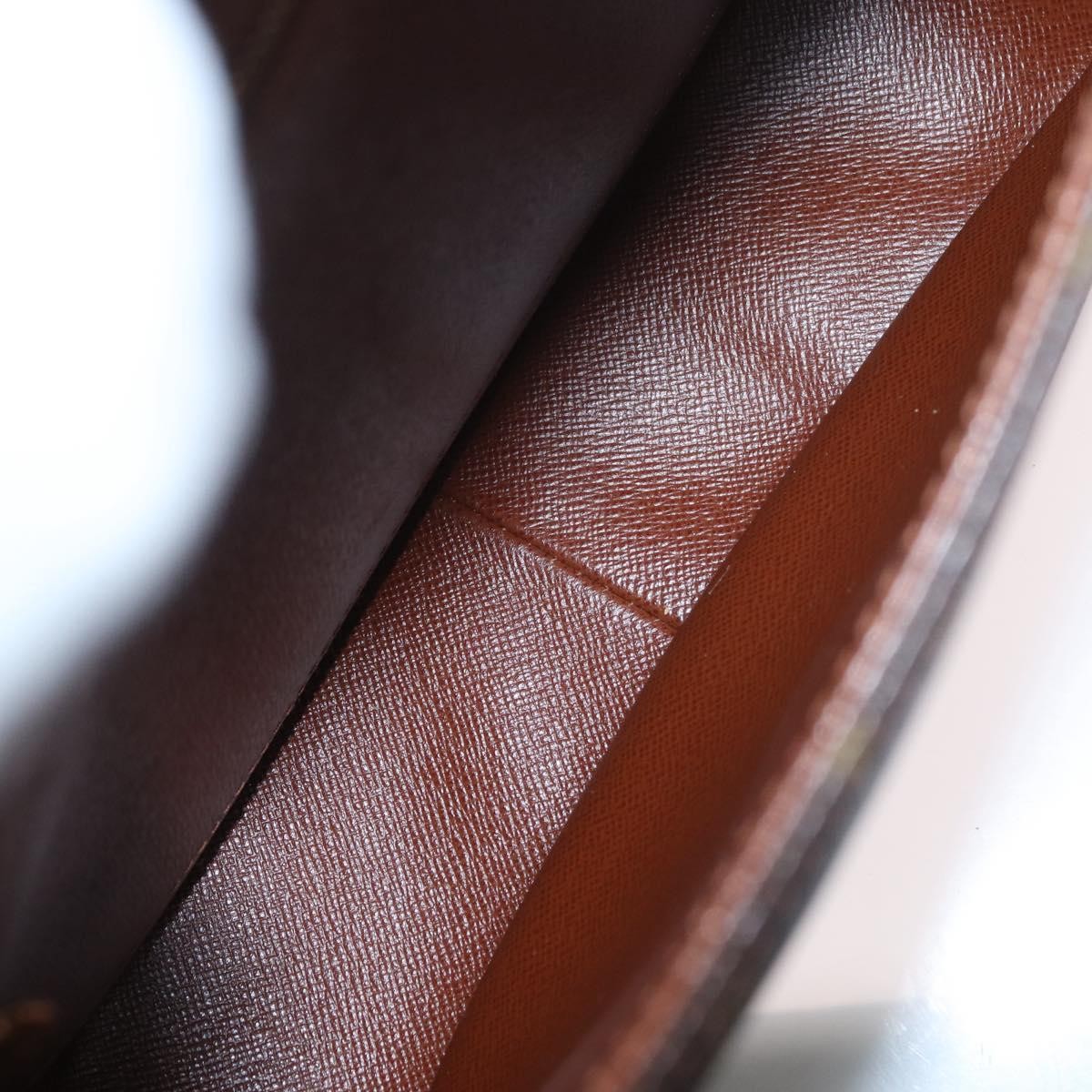 Louis Vuitton Saint Cloud Monogram Canvas Brown Canvas Handbag (Pre-Owned)