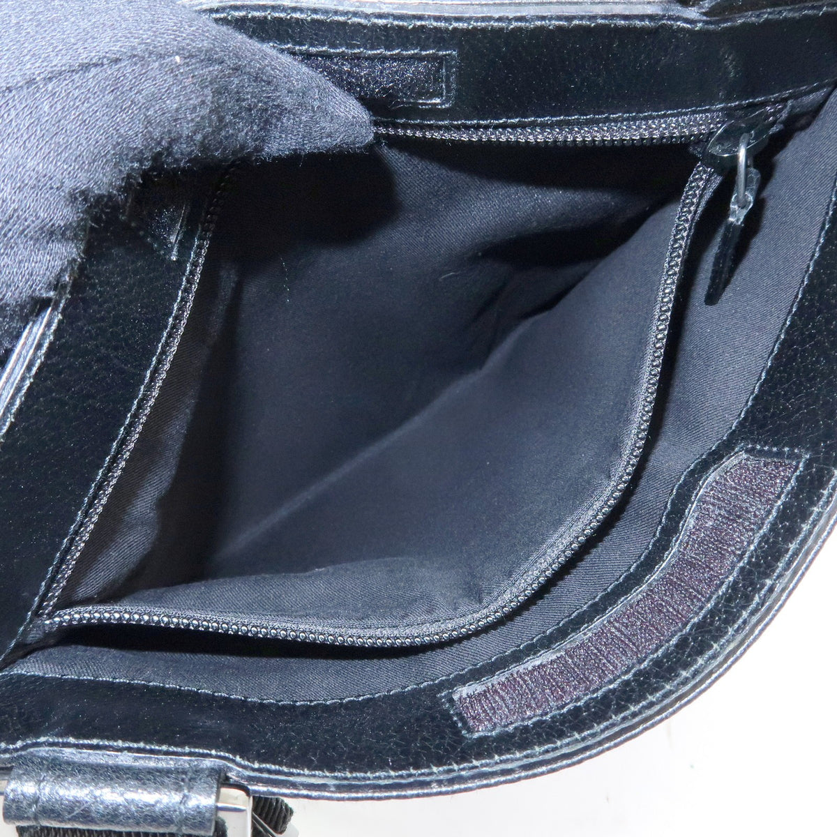 Gucci Shoulder Canvas Black Canvas Shoulder Bag Bag (Pre-Owned)