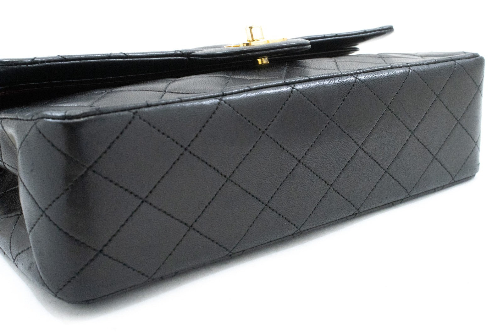Chanel Classic Flap Lambskin Black Leather Crossbody Bag Bag (Pre-Owned)