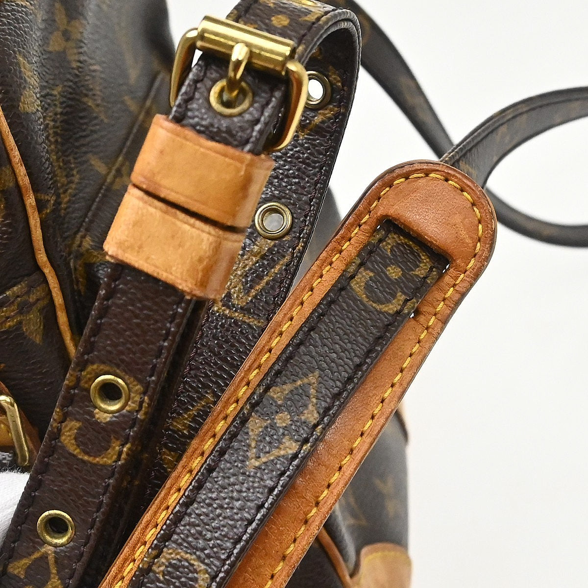 Louis Vuitton Amazone Monogram Canvas Brown Canvas Shoulder Bag Bag (Pre-Owned)
