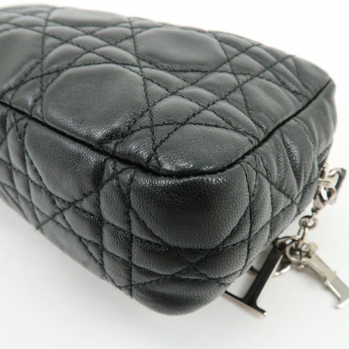 Christian Dior Lady Dior Cannage Quilt Leather Black Leather Wallets Accessory (Pre-Owned)