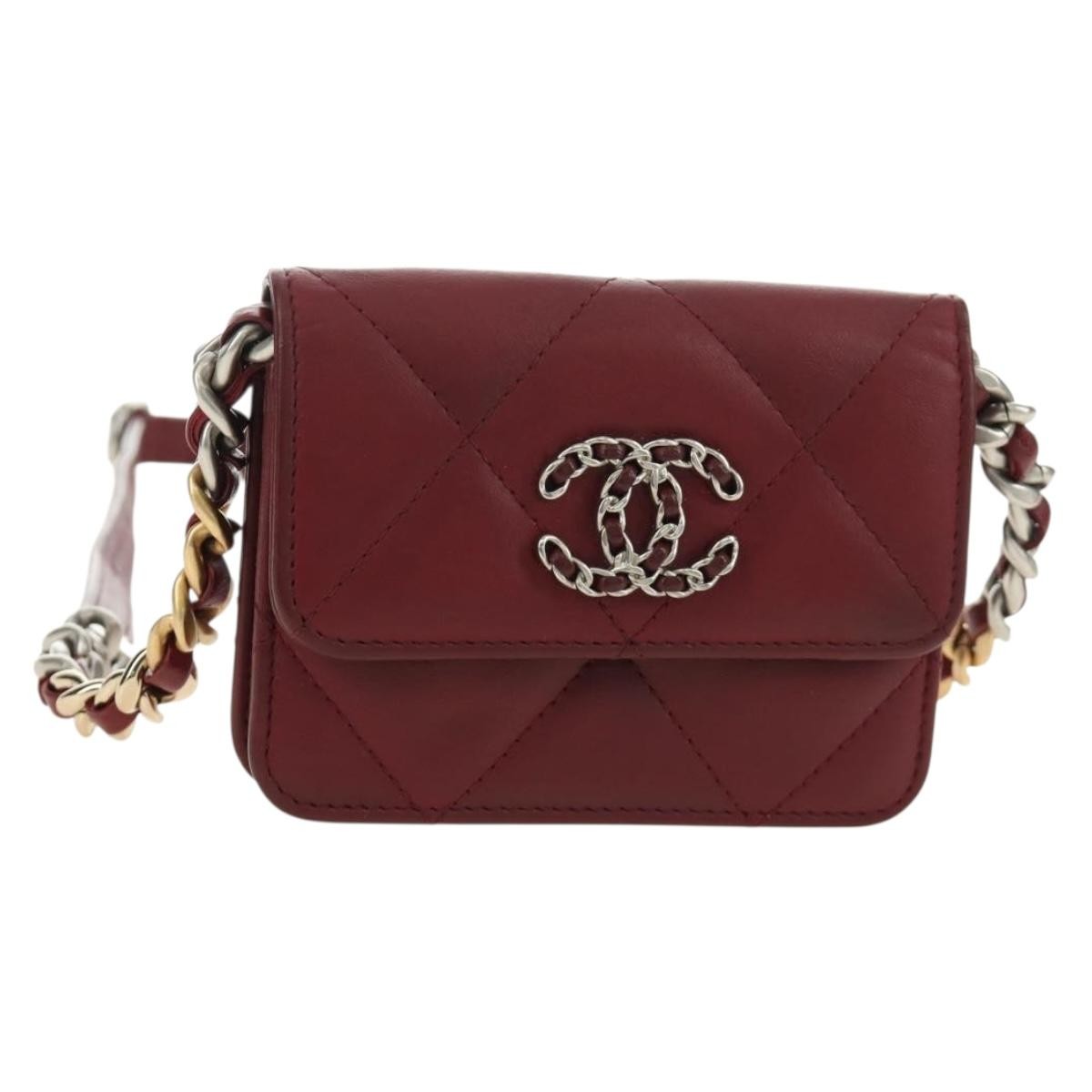 Chanel 19 Wallet On Chain Quilted Lambskin Burgundy Leather Shoulder Bag Bag (Pre-Owned)
