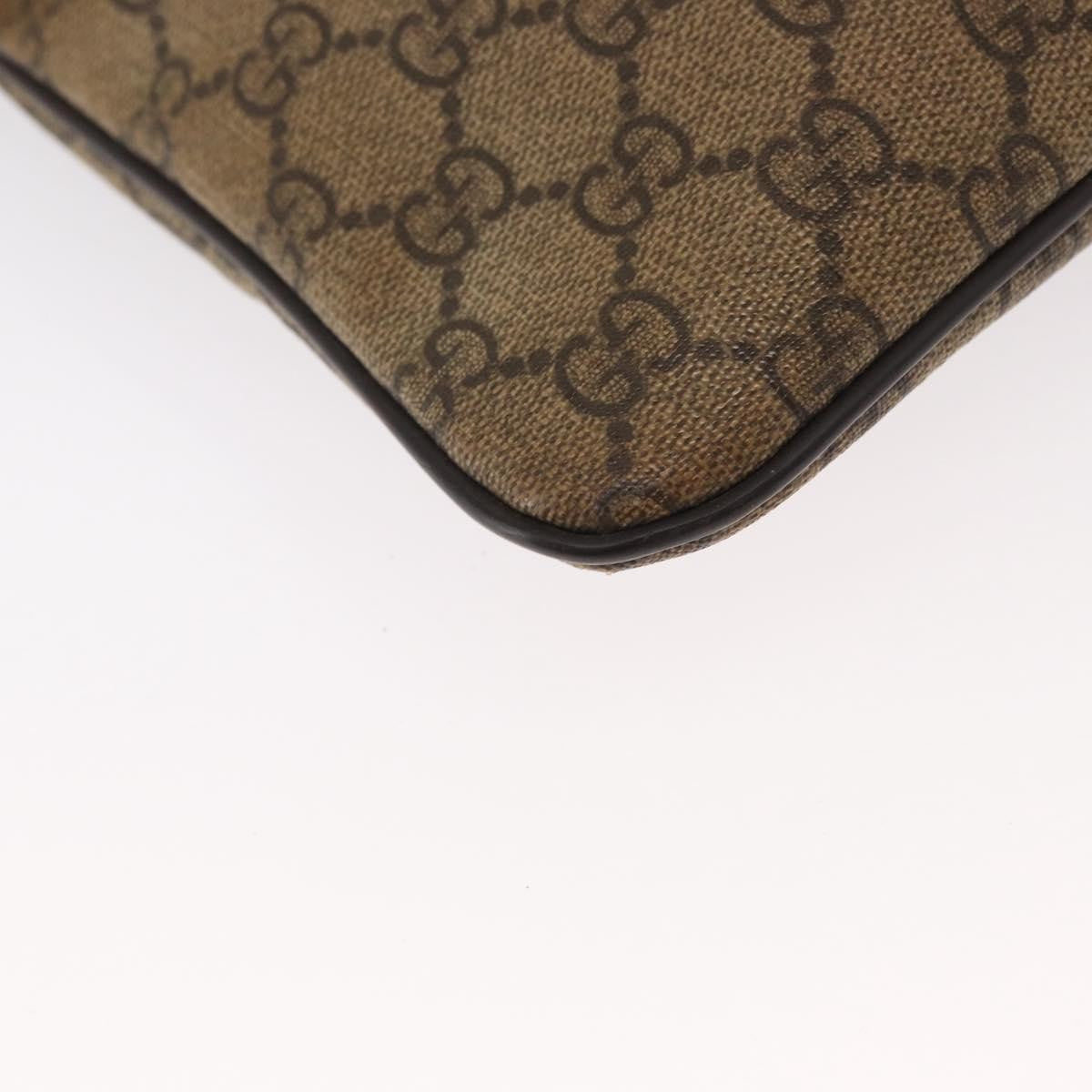 Gucci Flat Messenger Gg Coated Canvas Beige Pvc Shoulder Bag Bag (Pre-Owned)