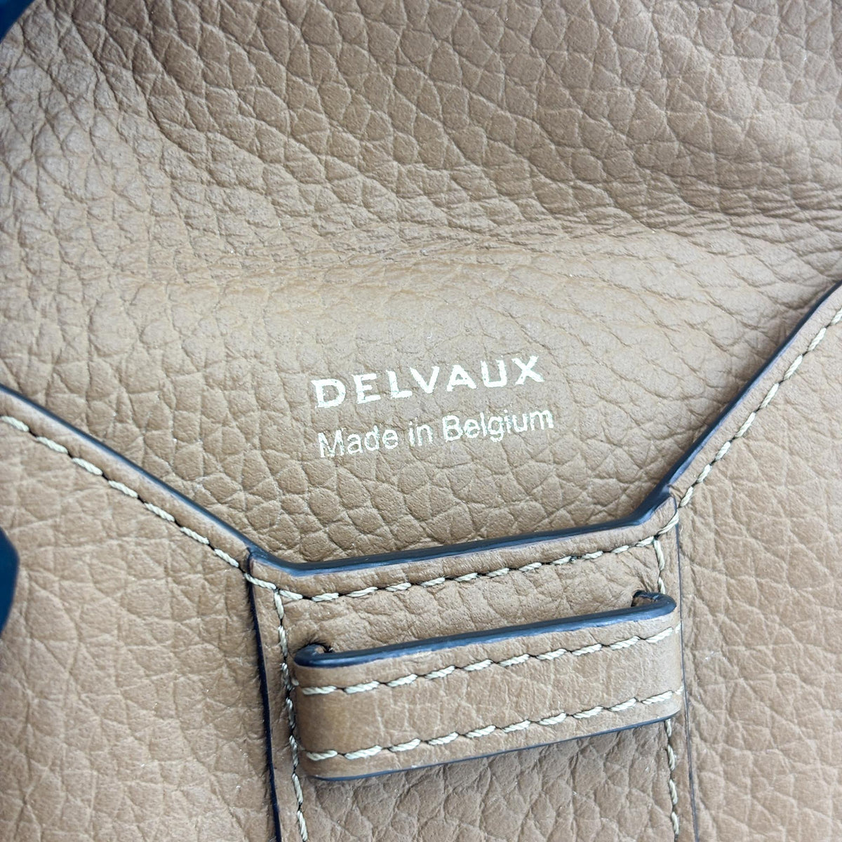 Delvaux Brillant Card Case Leather Brown Leather Card Holders Accessory (Pre-Owned)