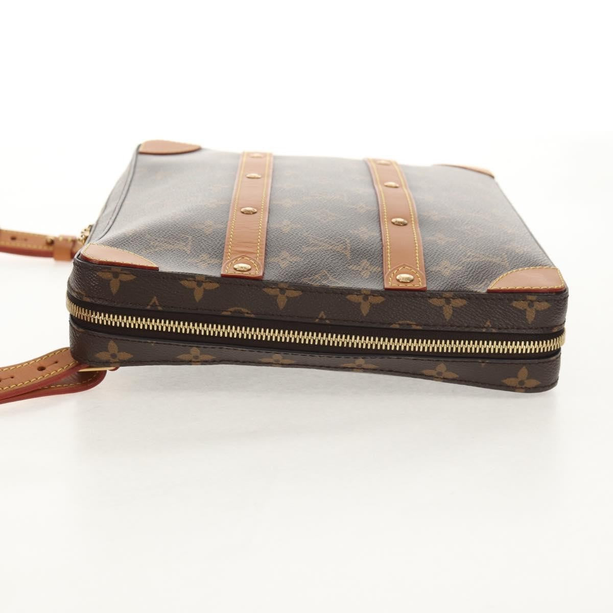 Louis Vuitton Soft Trunk Messenger Monogram Canvas Brown Canvas Shoulder Bag Bag (Pre-Owned)