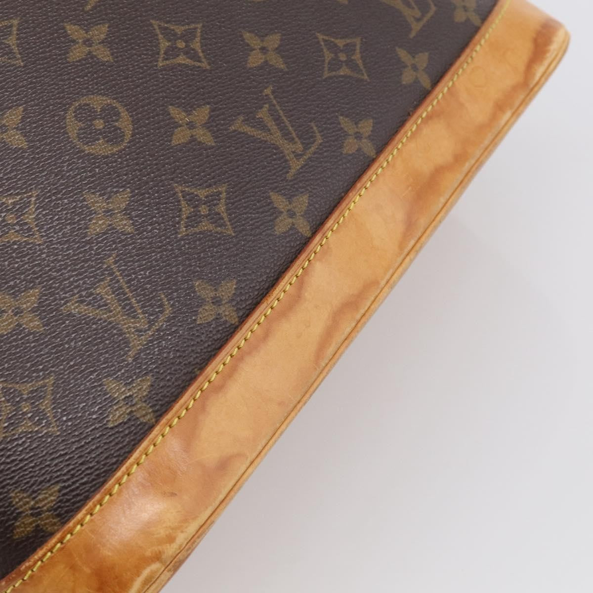 Louis Vuitton Alma Monogram Canvas Brown Canvas Handbag (Pre-Owned)
