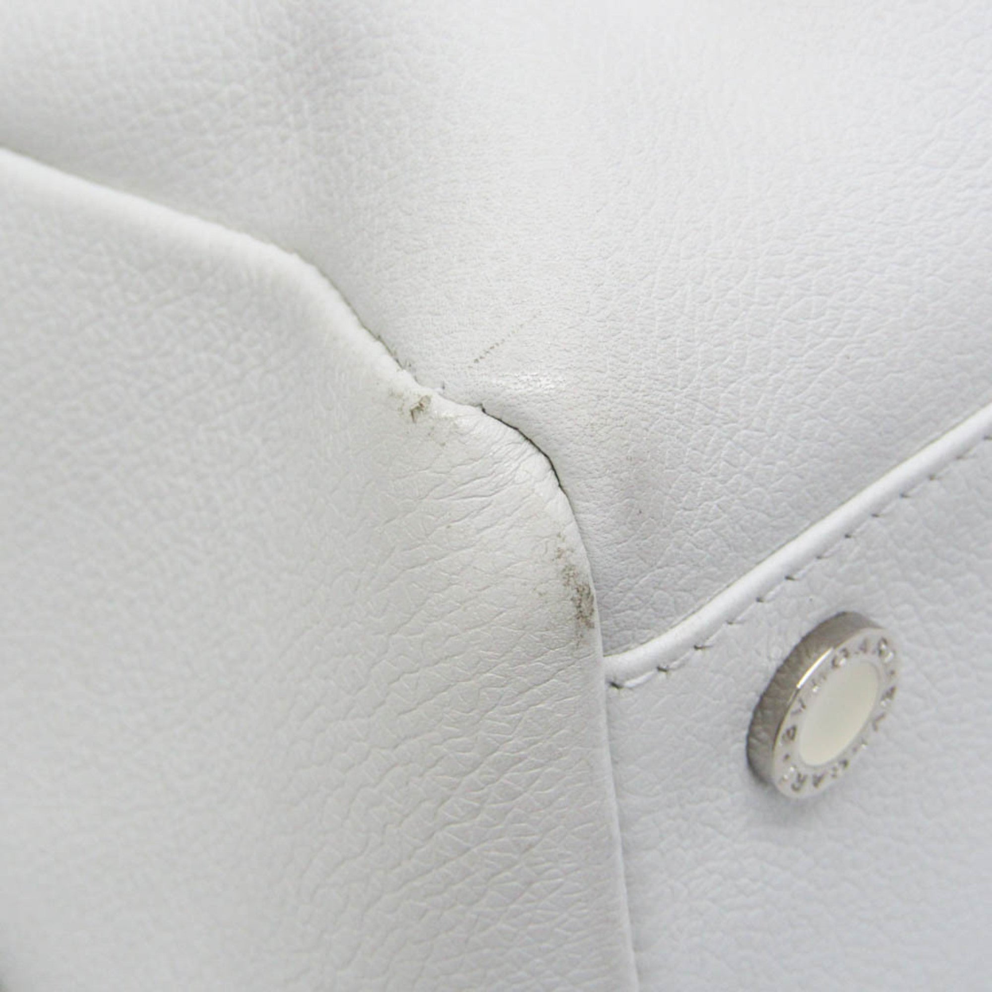 Bvlgari Vintage Leather White Leather Handbag (Pre-Owned)