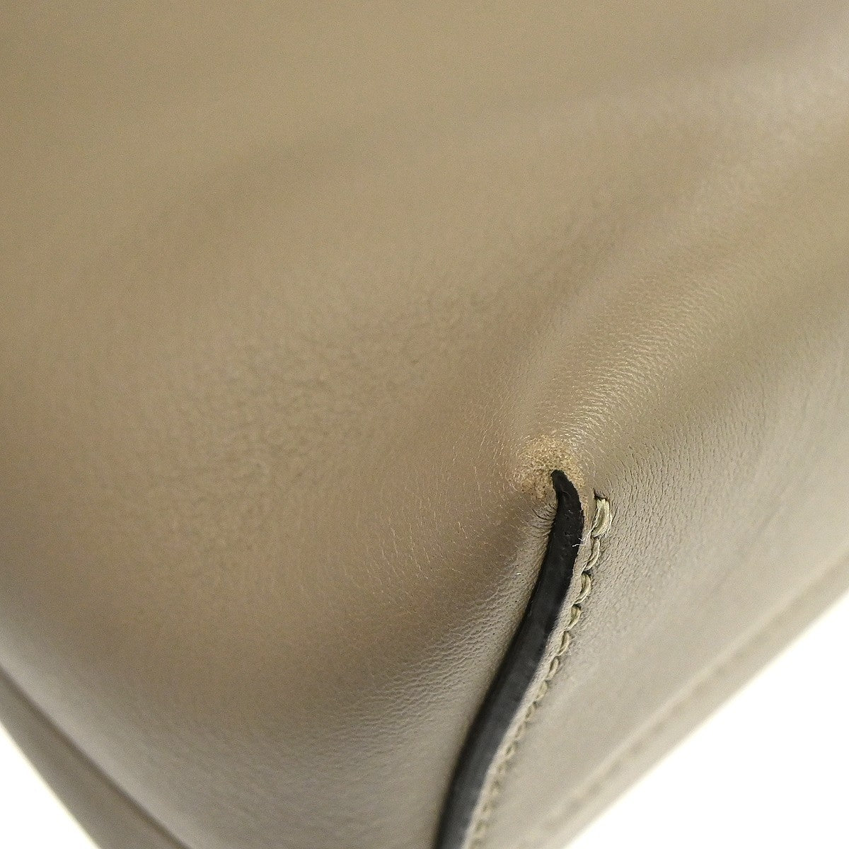 Fendi By The Way Satchel Leather Beige Leather Handbag (Pre-Owned)