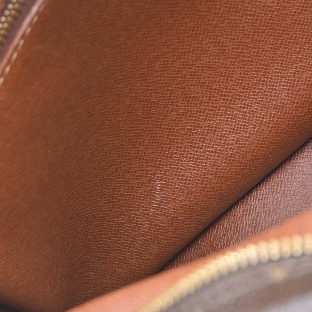 Louis Vuitton Nil Messenger Monogram Canvas Brown Canvas Shoulder Bag Bag (Pre-Owned)