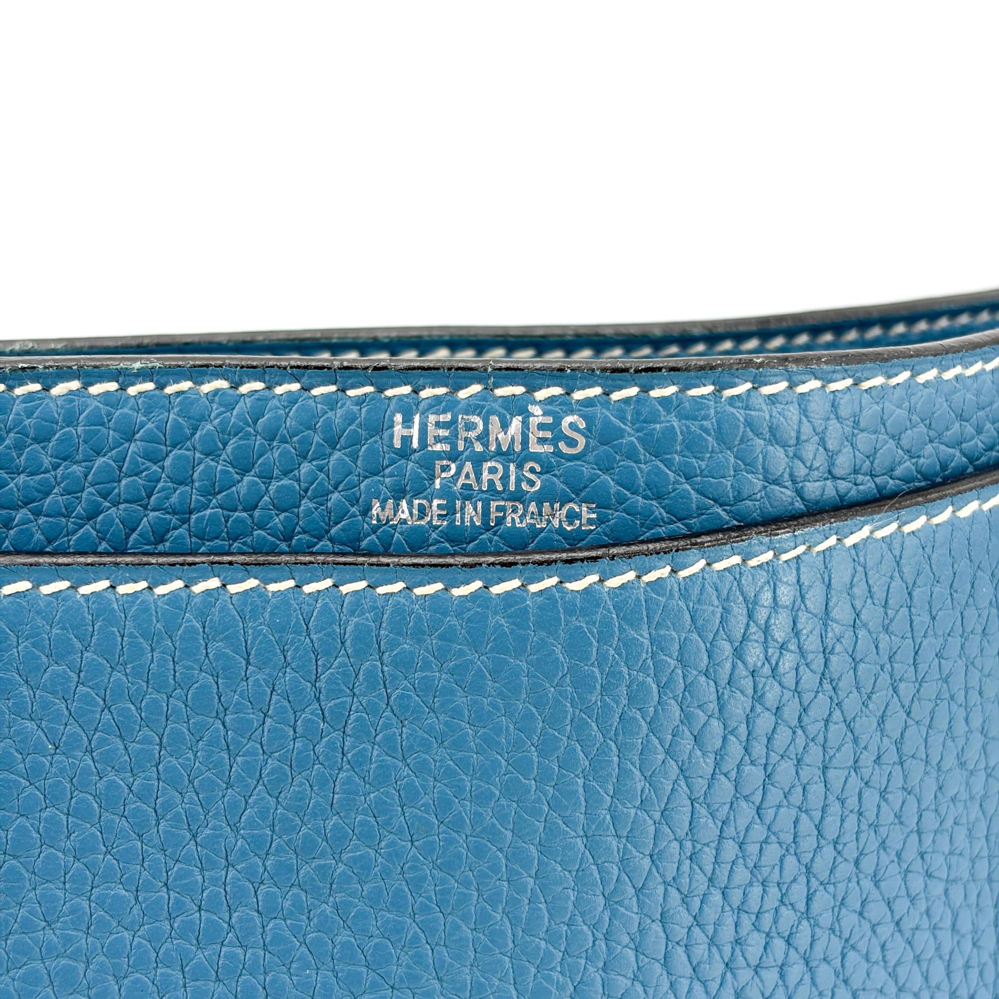 Hermes Sac A Depeches Togo Blue Leather Handbag (Pre-Owned)