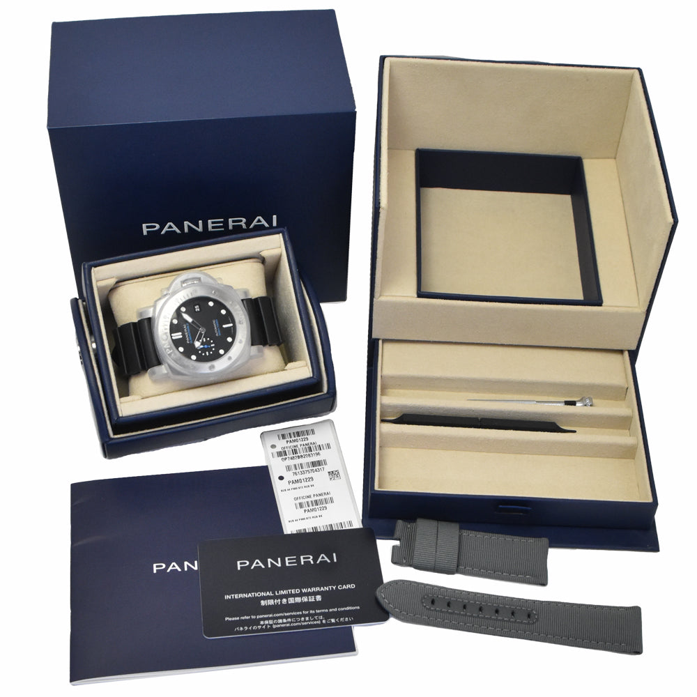 Panerai Luminor Submersible 300M Automatic Carbotech And Rubber Watch (Pre-Owned)