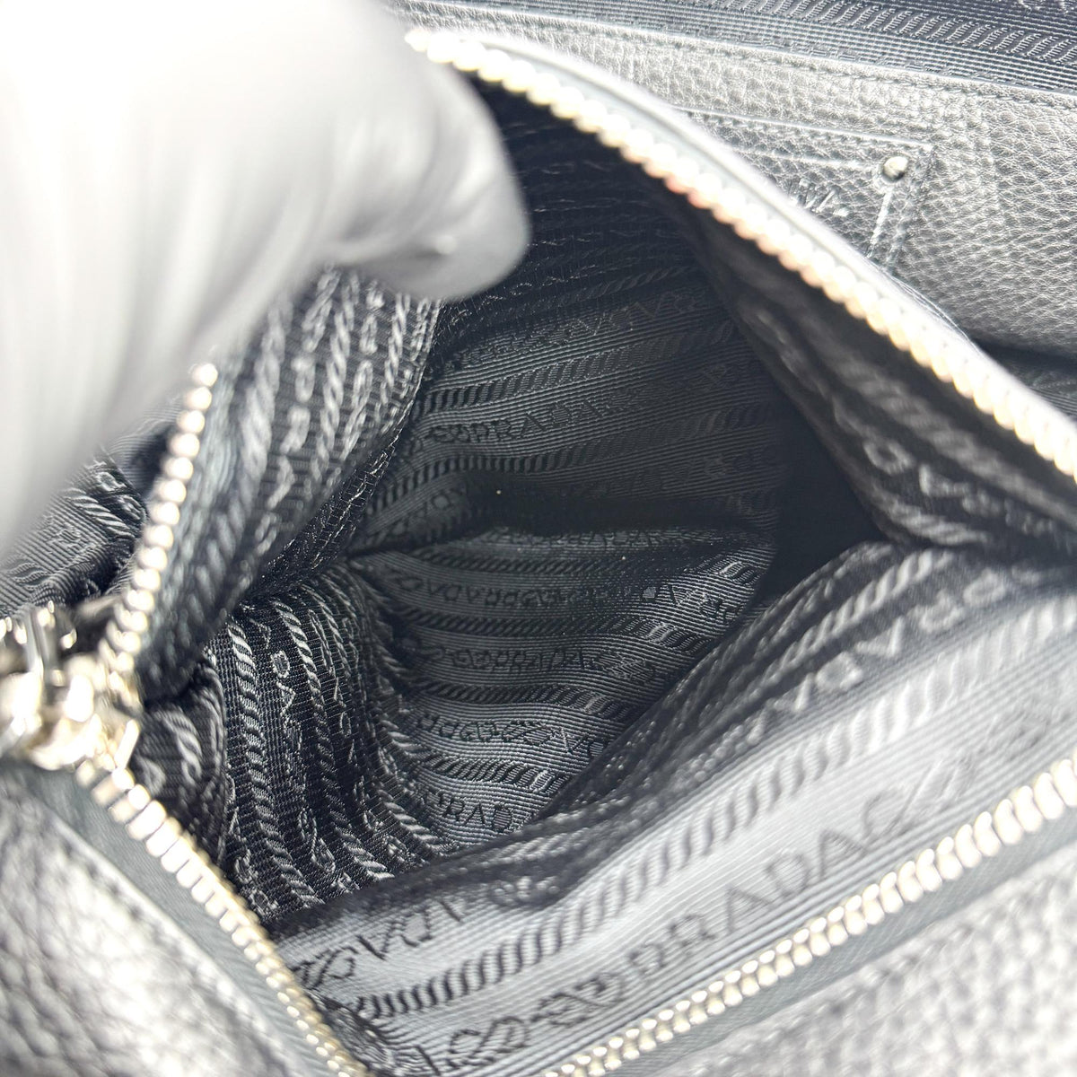 Prada Front Pocket Wing Convertible Vitello Phenix Black Leather Tote Bag Bag (Pre-Owned)