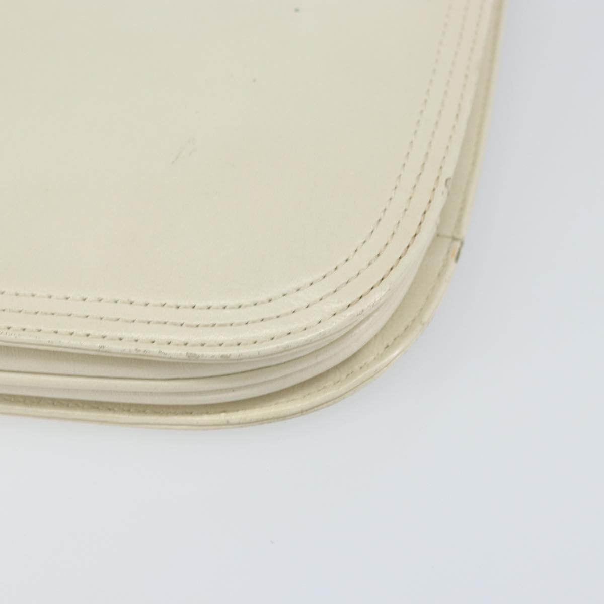 Saint Laurent Vintage Leather White Leather Shoulder Bag Bag (Pre-Owned)
