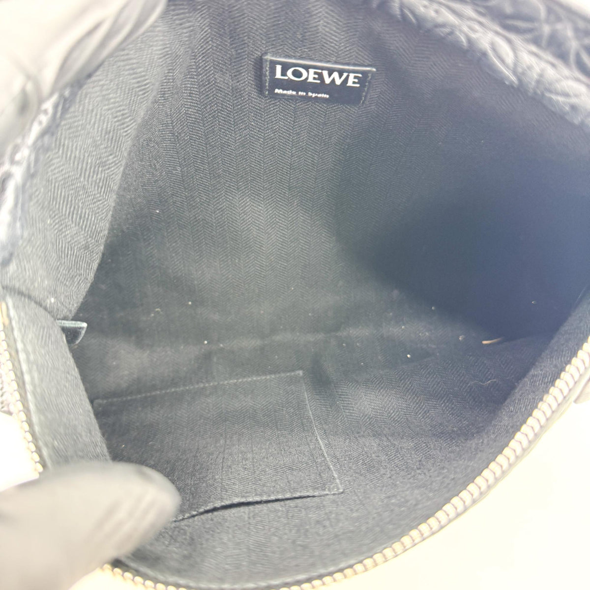 Loewe T Pouch Anagram Embossed Patent Black Leather Clutche & Pouche Bag (Pre-Owned)
