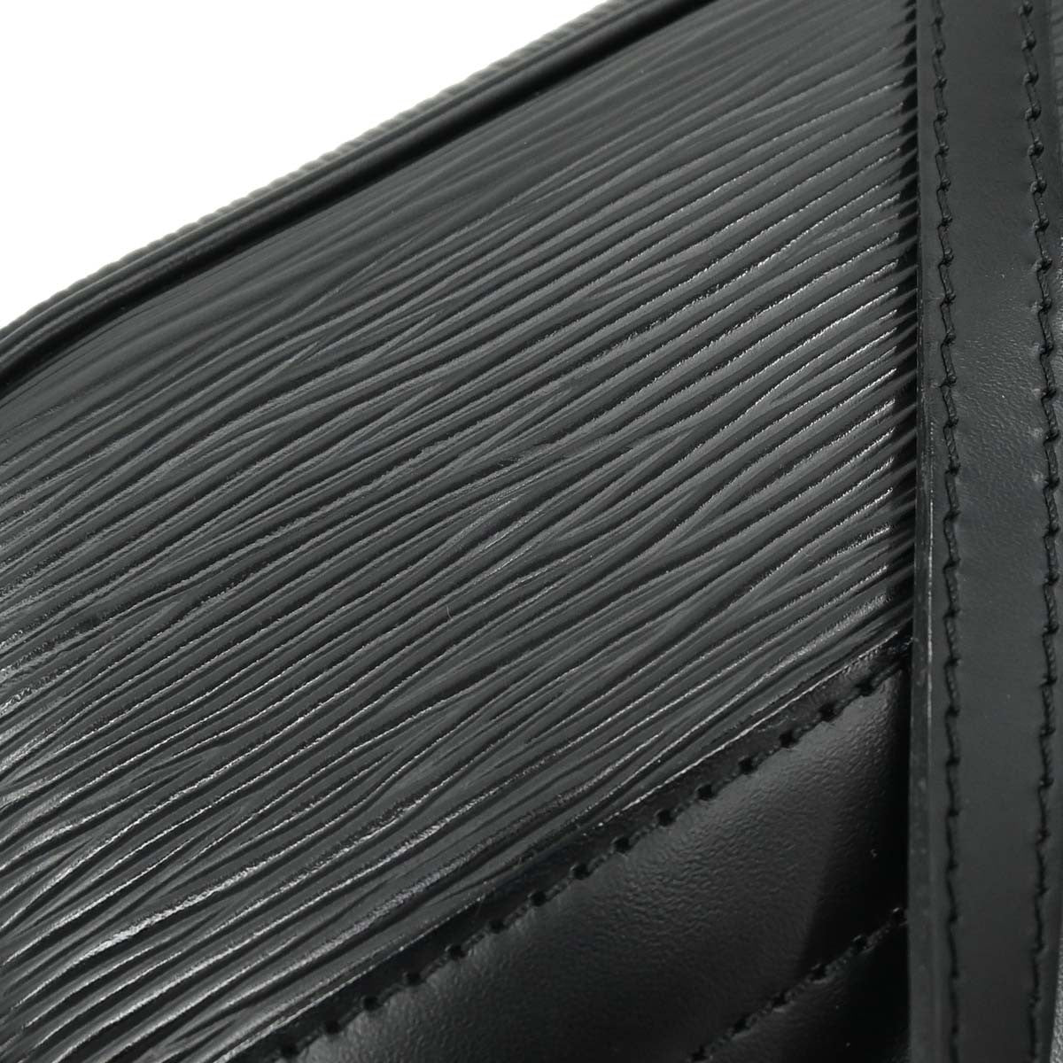 Louis Vuitton Montaigne Epi Black Leather Handbag (Pre-Owned)