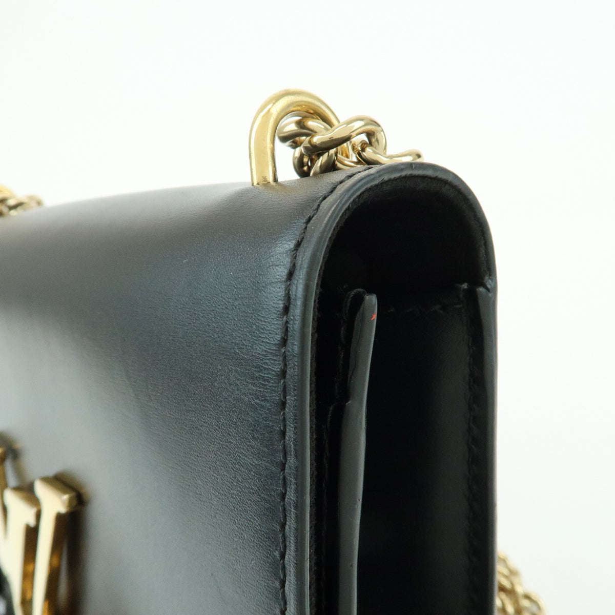Louis Vuitton Chain Louise Clutch Leather Black Leather Clutche & Pouche Bag (Pre-Owned)