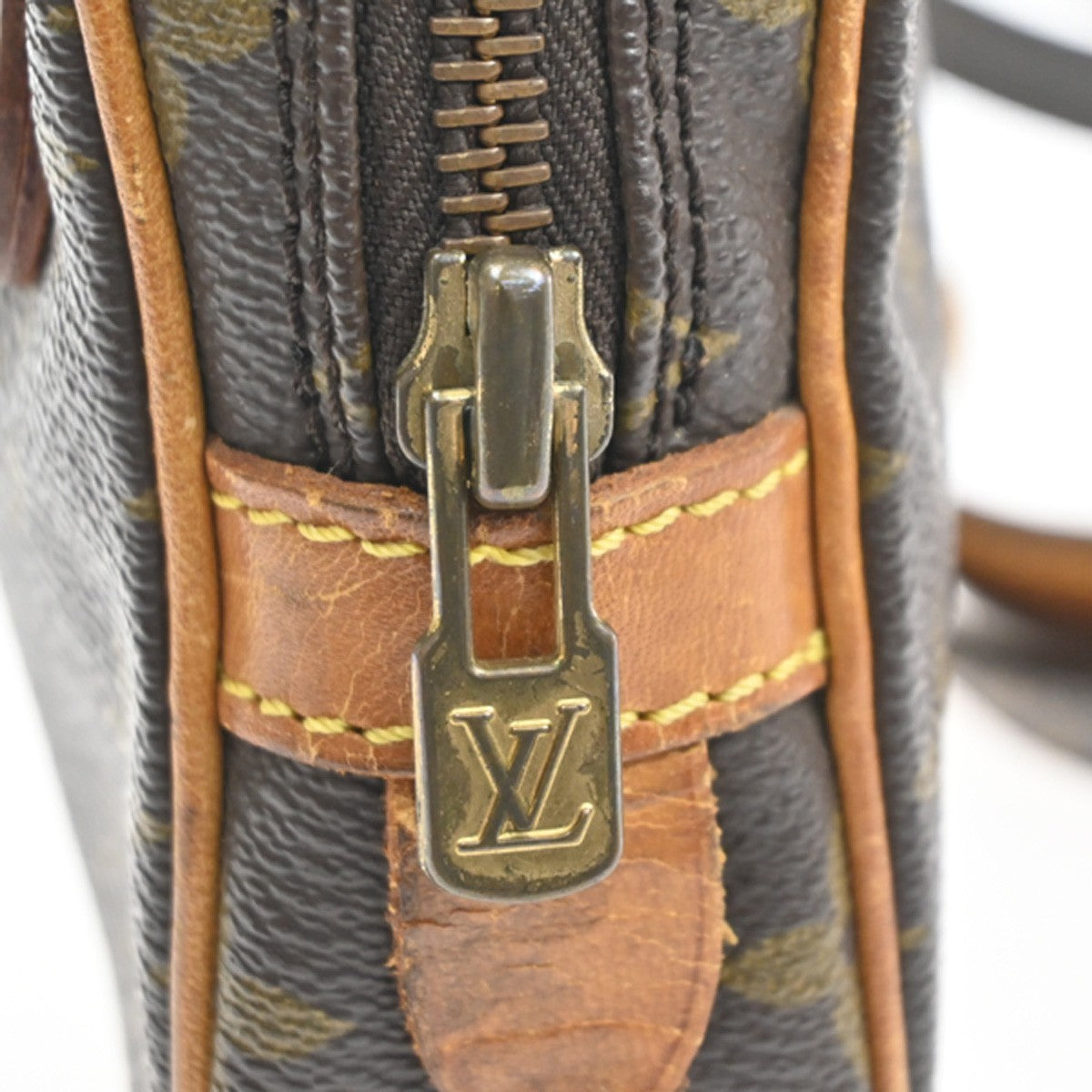 Louis Vuitton Pochette Marly Bandouliere Monogram Canvas Brown Canvas Shoulder Bag Bag (Pre-Owned)
