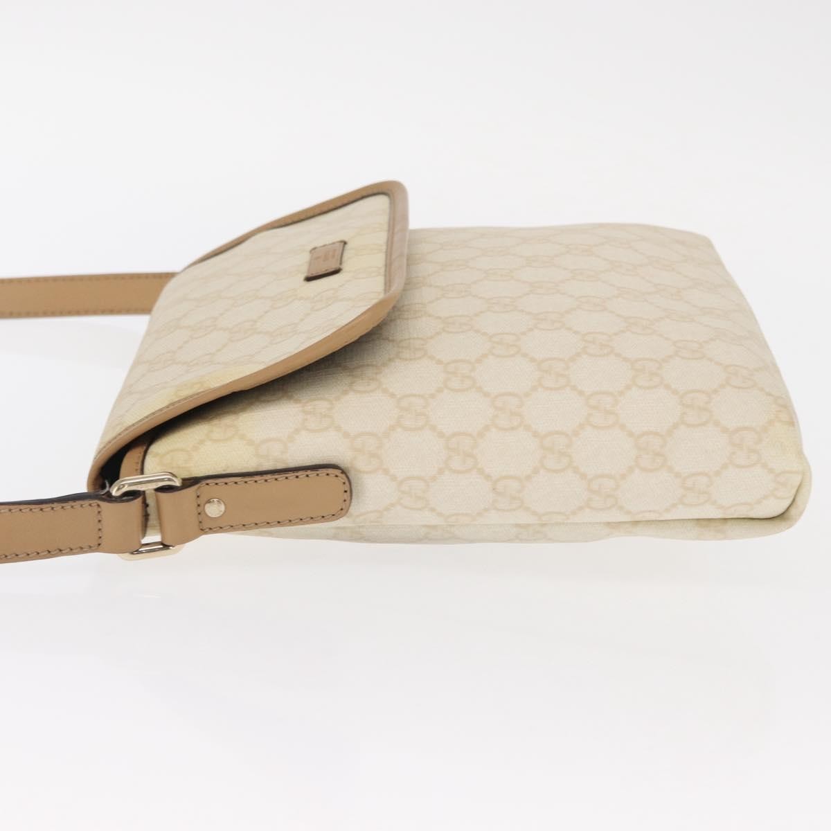 Gucci Flap Messenger Gg Coated Canvas White Pvc Shoulder Bag Bag (Pre-Owned)